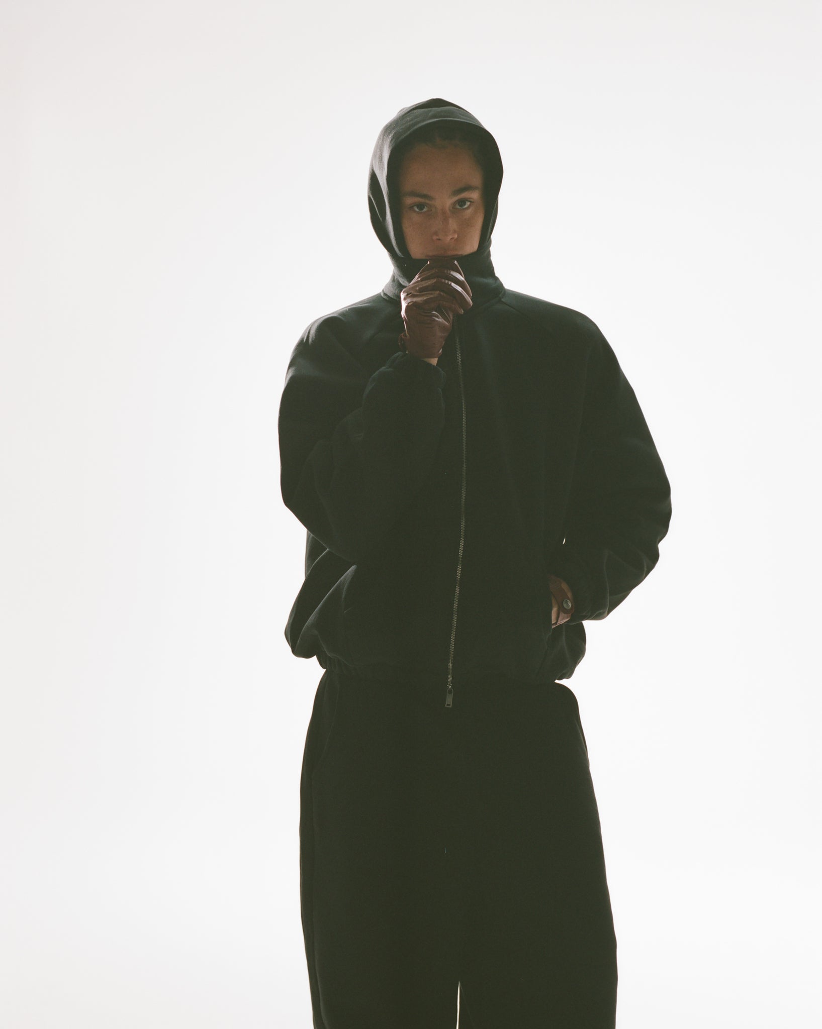 COZY TRACK JACKET - BLACK