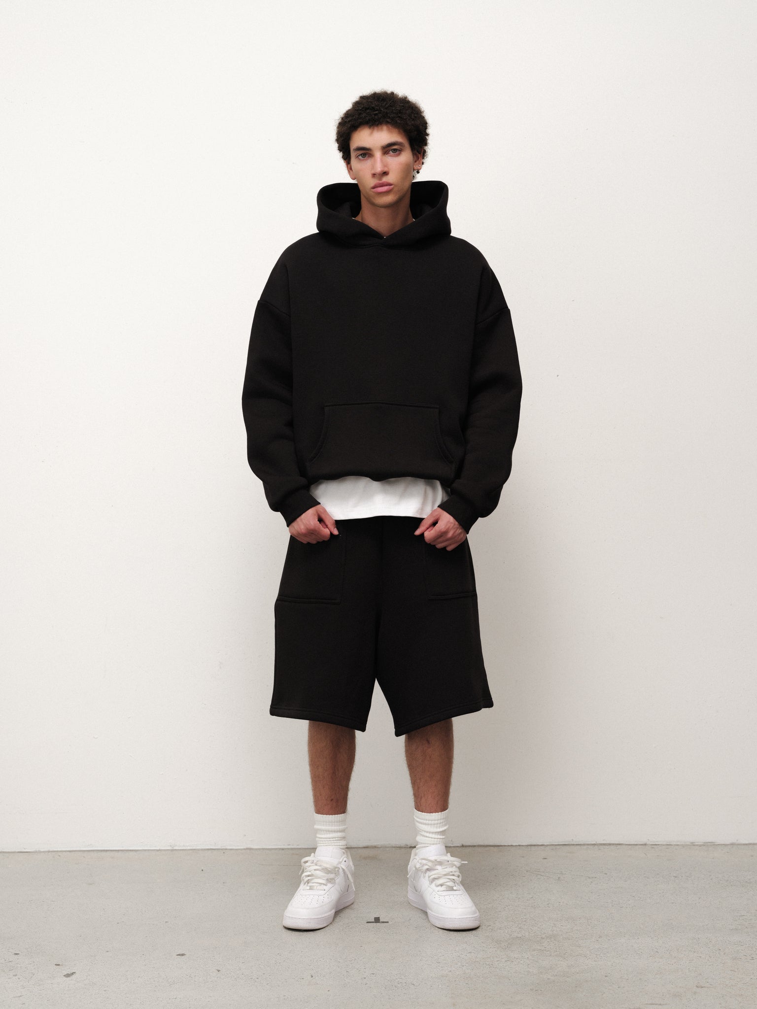 COZY SHORTS - BLACK