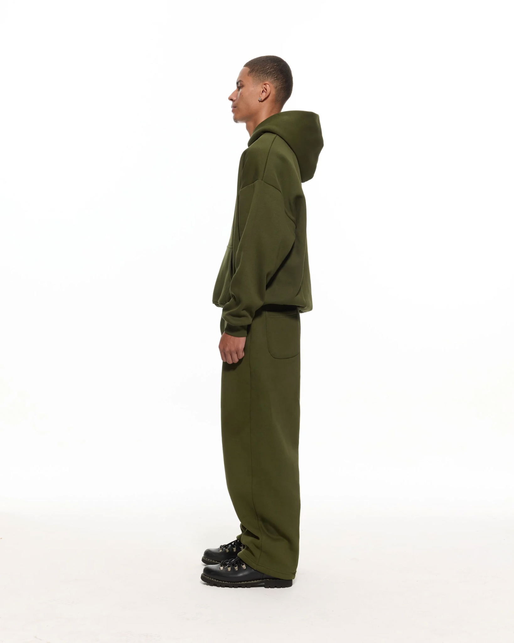 COZY HOODIE - MILITANT - Sweats UK