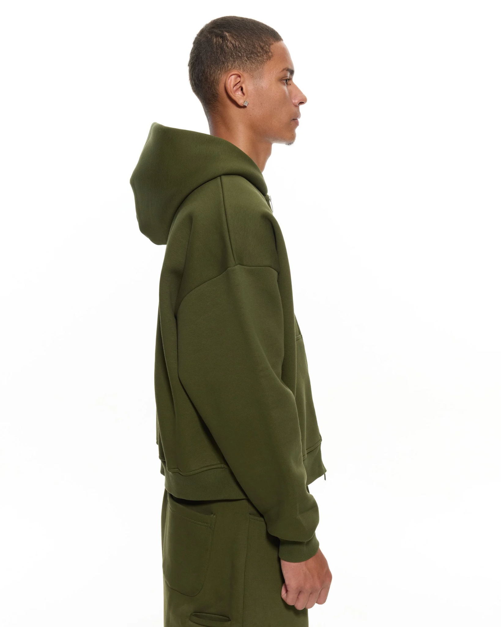 COZY ZIP UP - MILITANT - Sweats UK