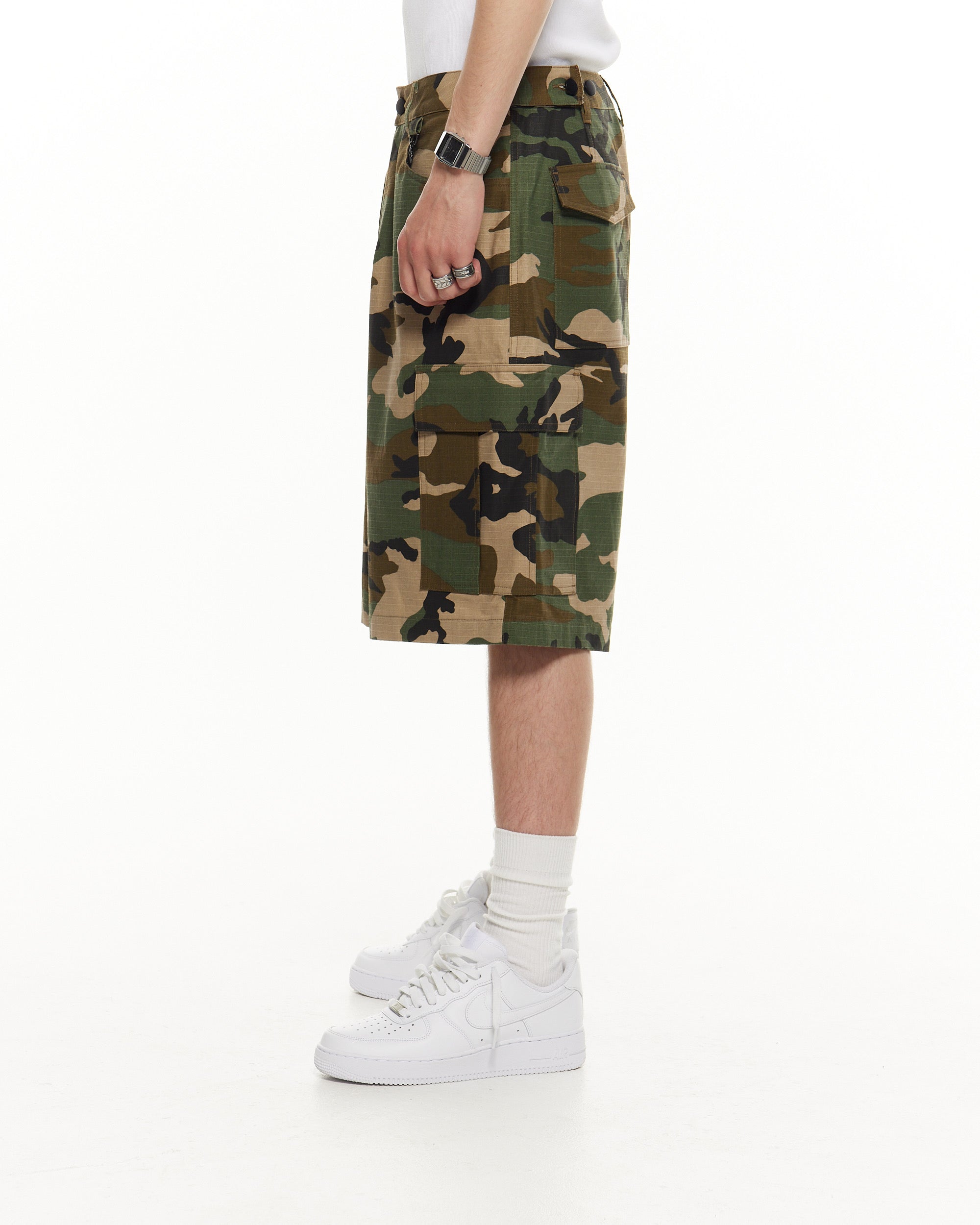 CARGO SHORT - CAMO - Sweats UK