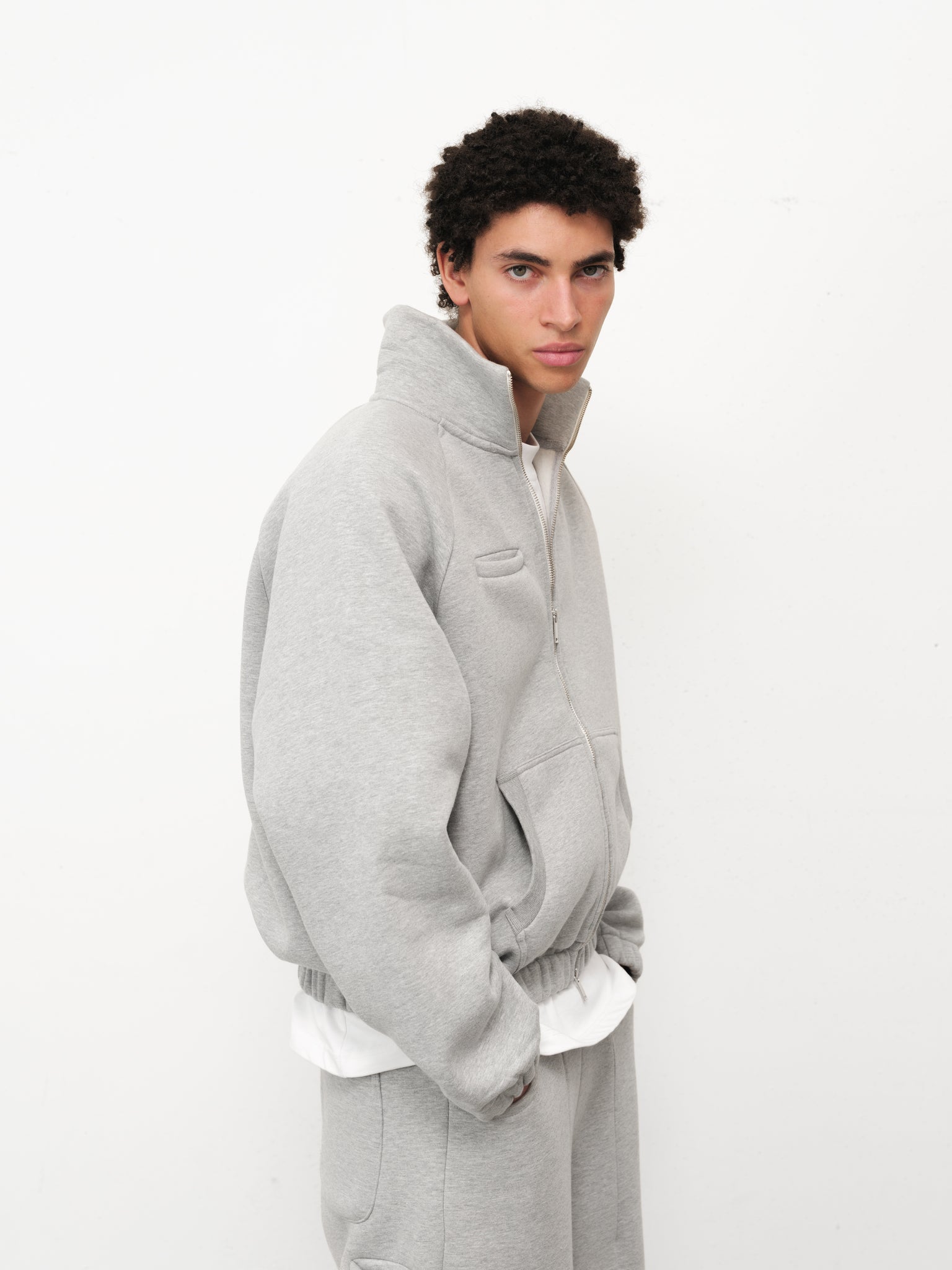 COZY TRACK JACKET - GREY
