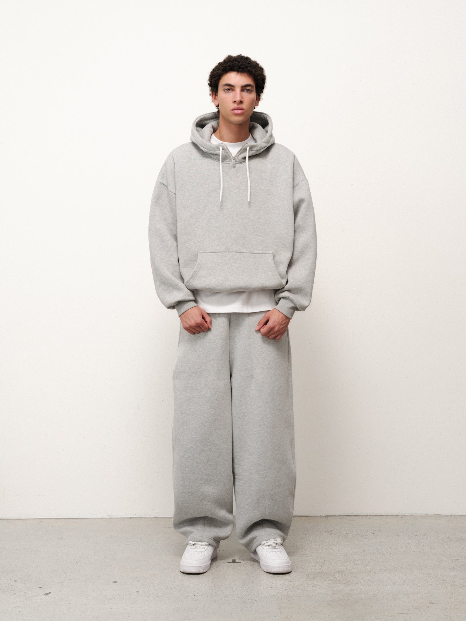 COZY TECH HOODIE - GREY