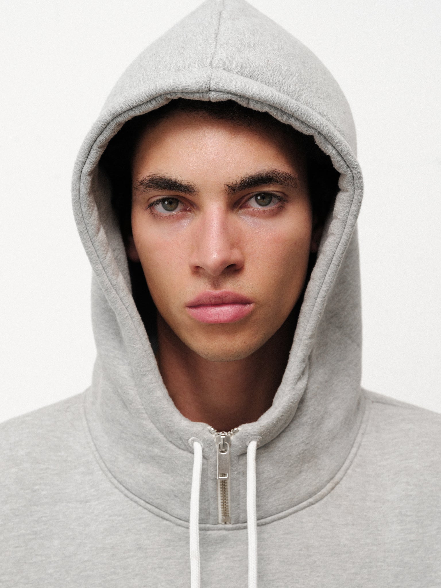 COZY TECH HOODIE - GREY