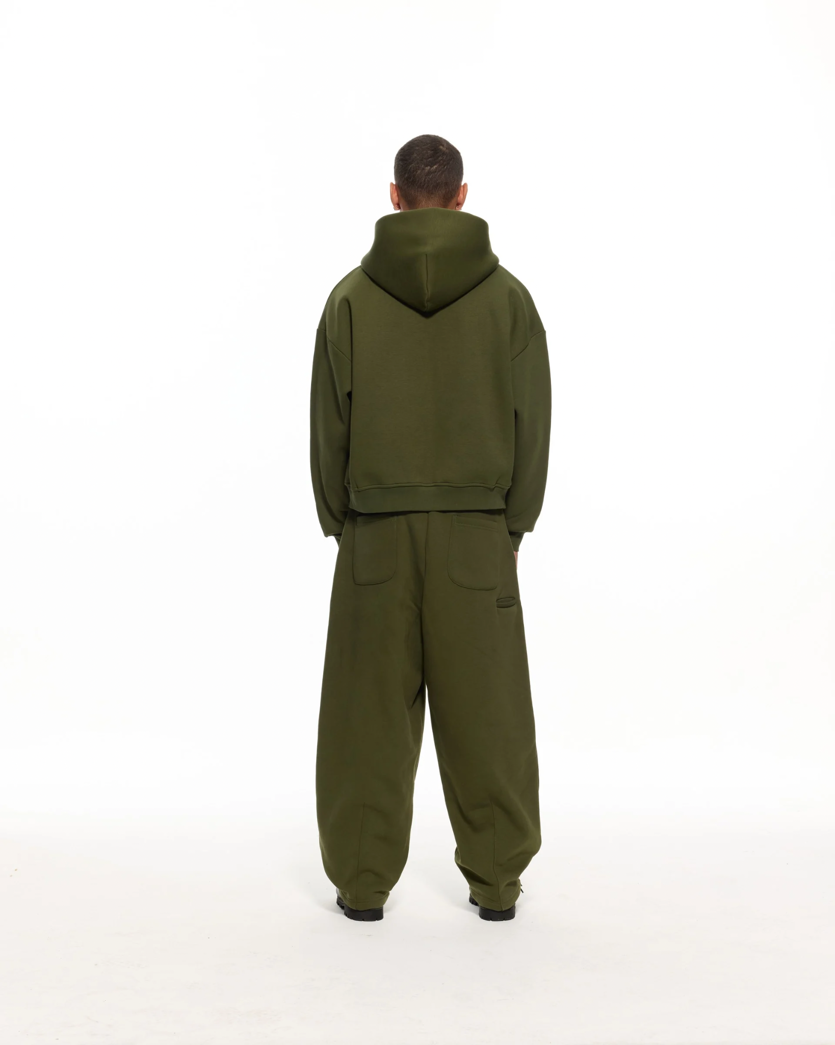 COZY ZIP UP - MILITANT - Sweats UK