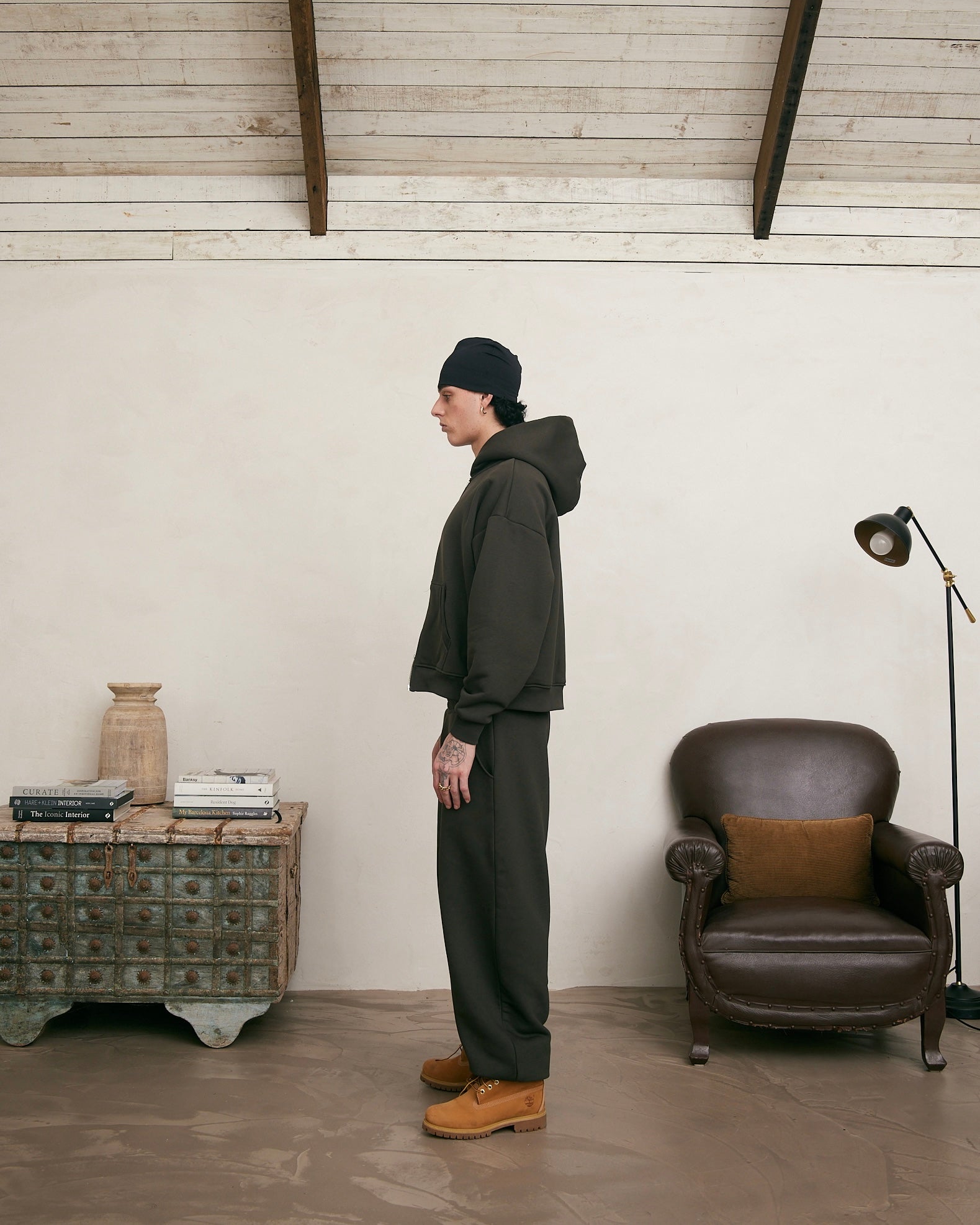 COZY ZIP UP - COFFEE - Sweats UK