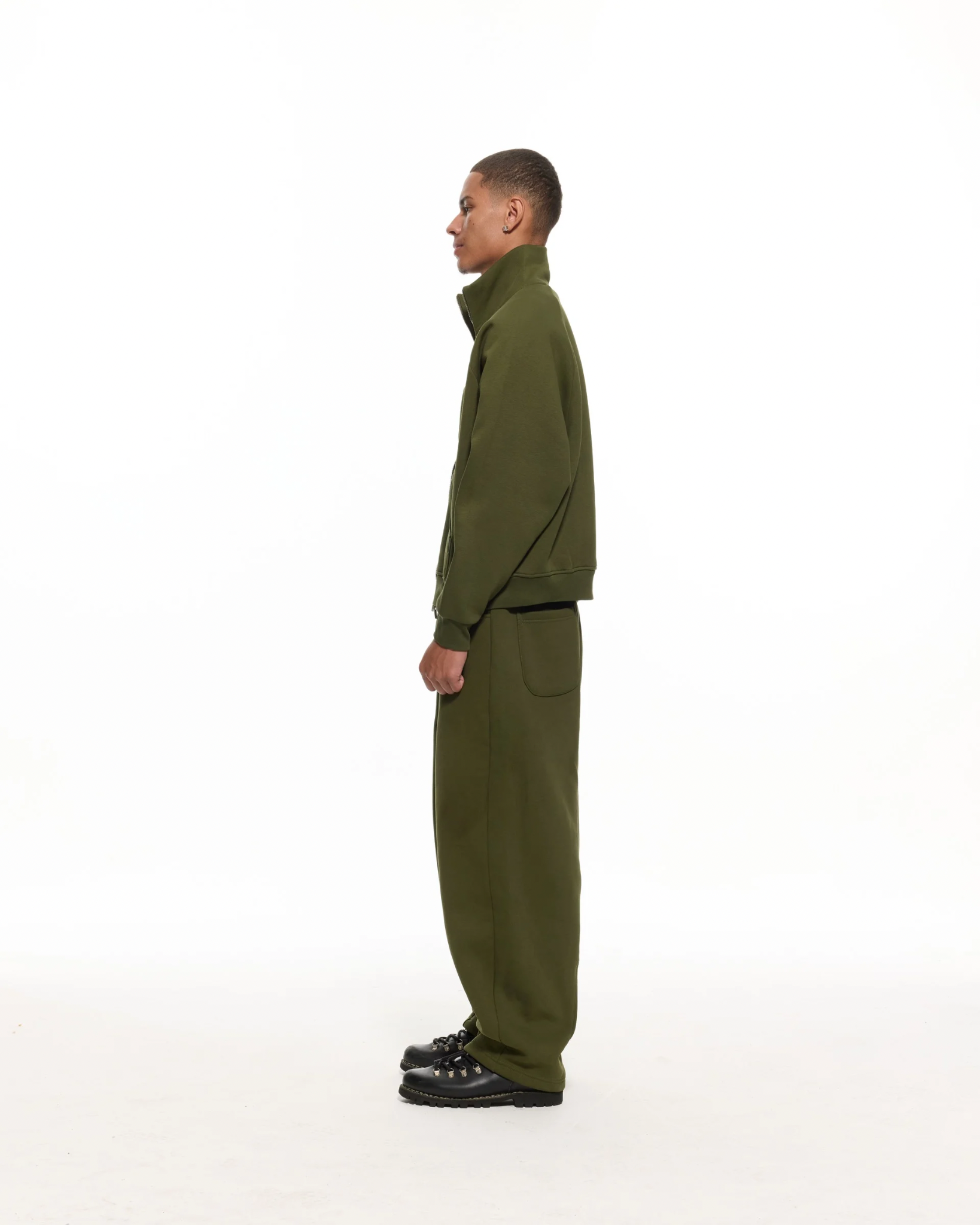 COZY TRACK JACKET - MILITANT - Sweats UK