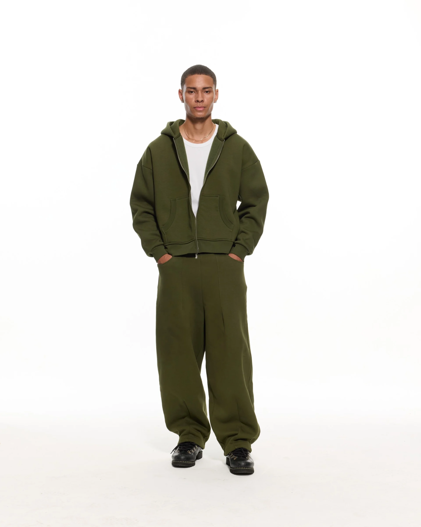 COZY ZIP UP - MILITANT