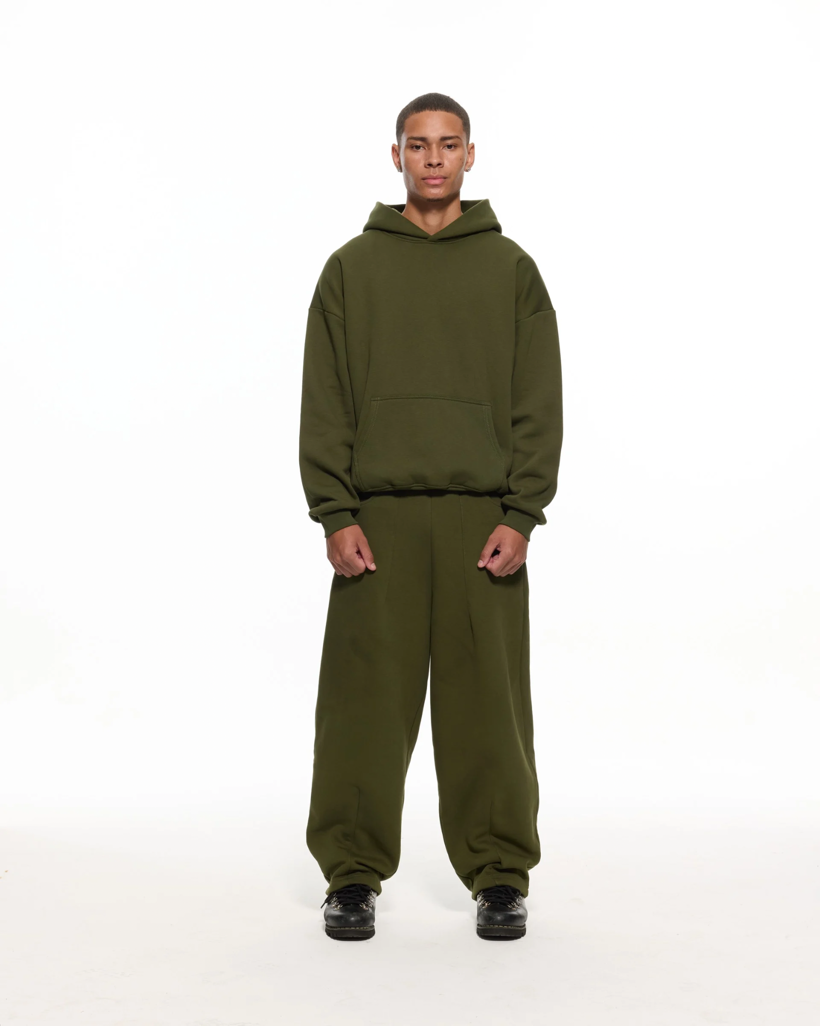 COZY STRAIGHT LEG SWEATS - MILITANT - Sweats UK