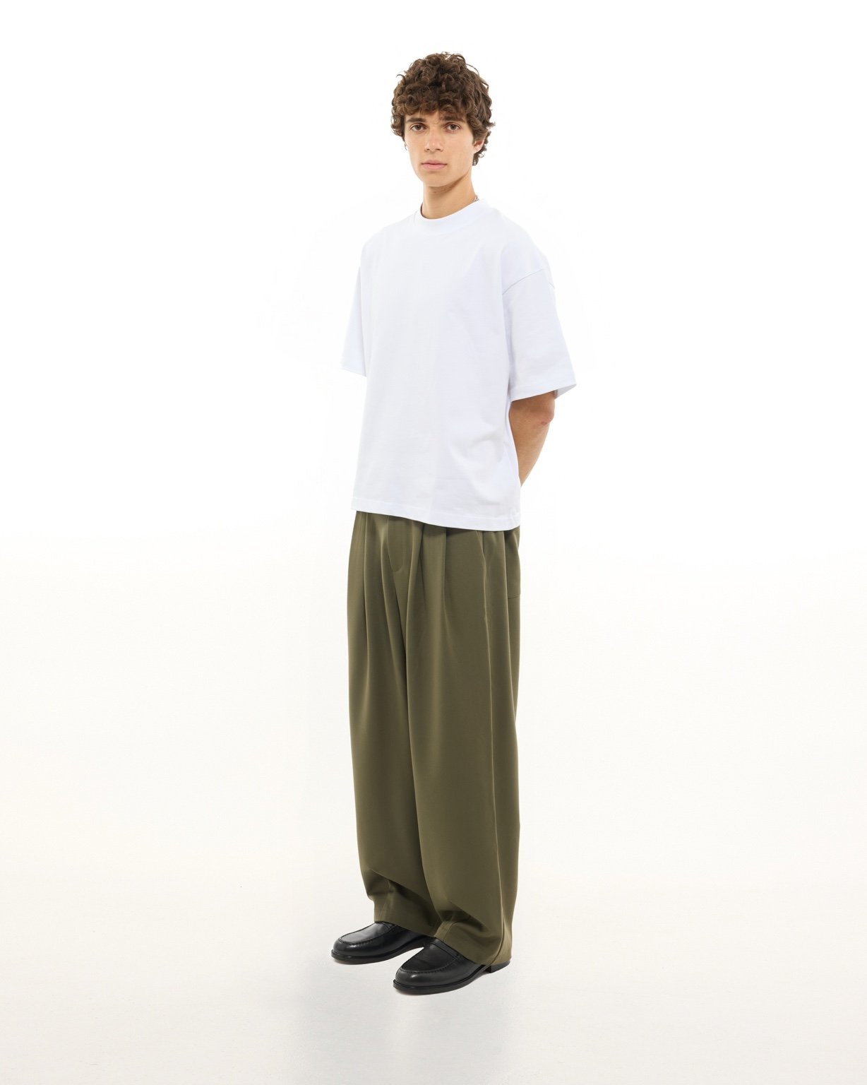 PLEATED PANT - OLIVE - Sweats UK