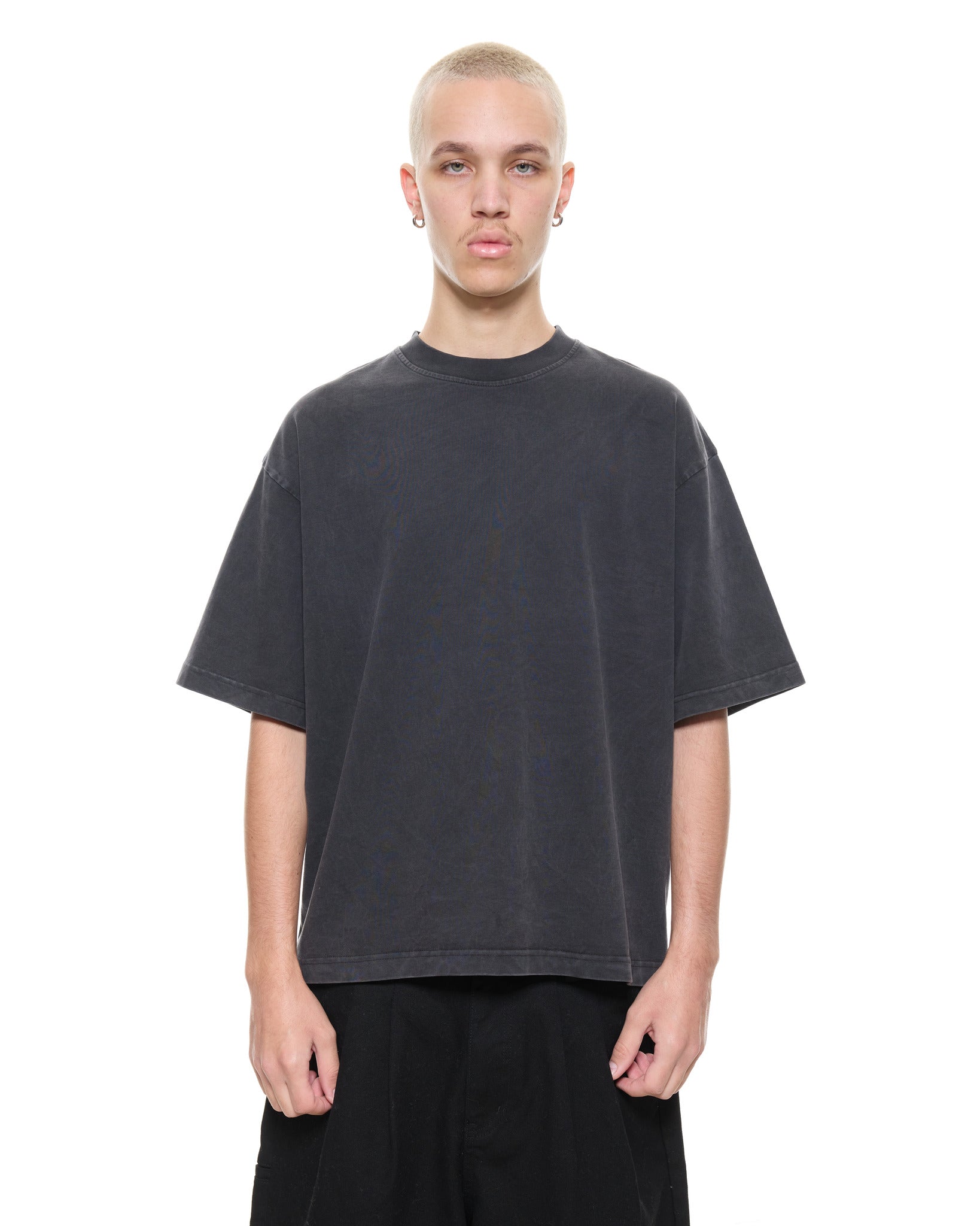 SIGNATURE BLANK T-SHIRT - WASHED BLACK - Sweats UK