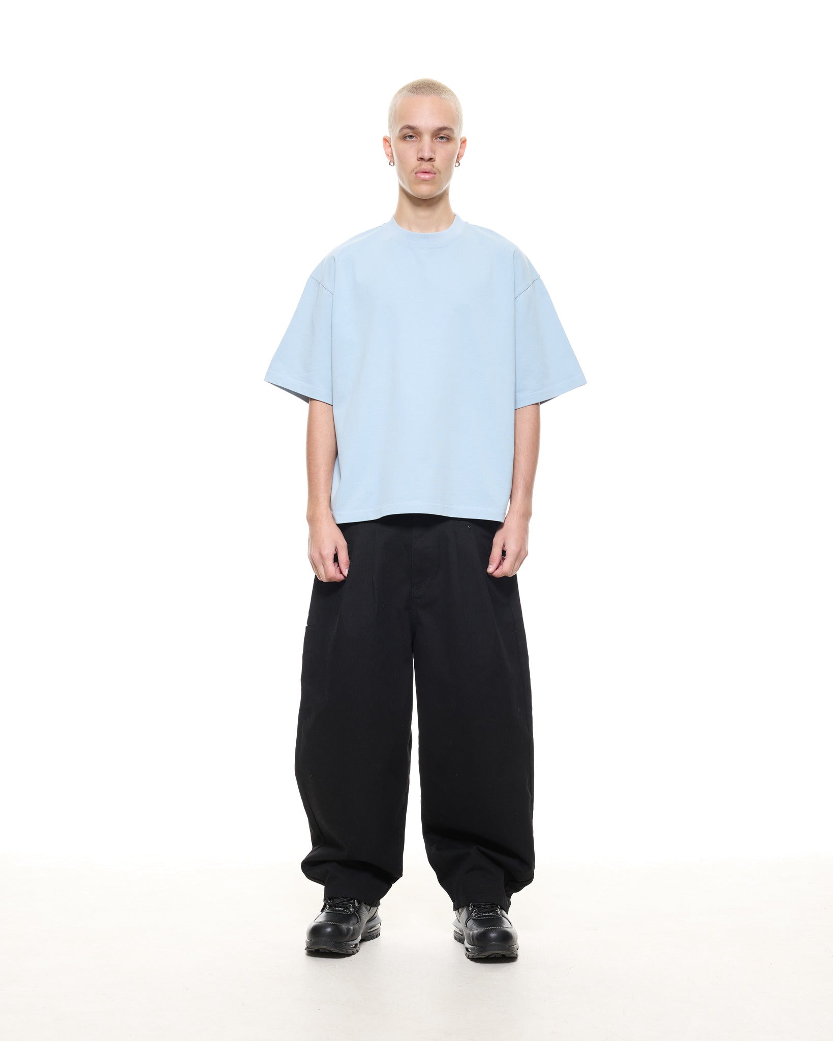 SIGNATURE BLANK T-SHIRT - GLACIER - Sweats UK