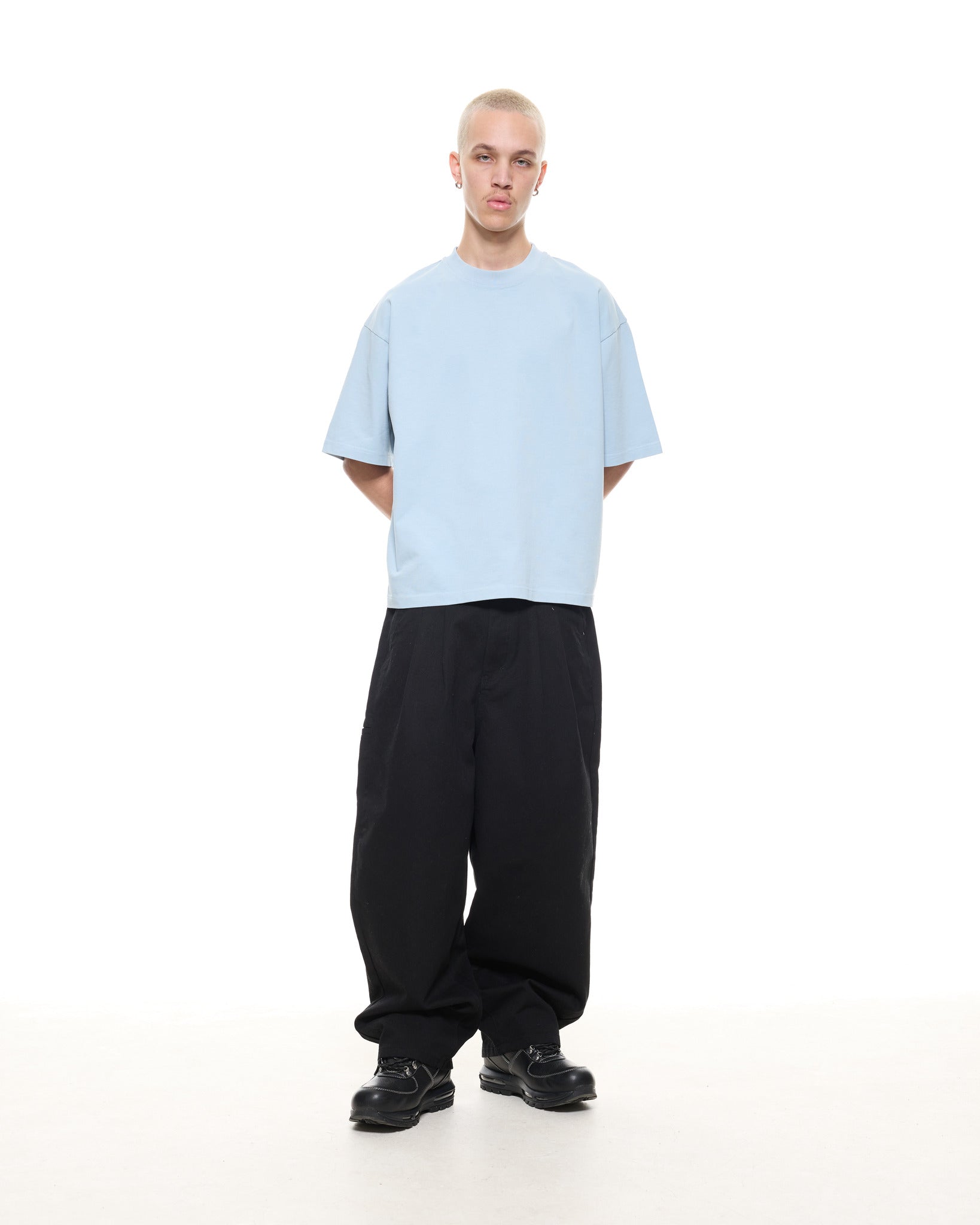 SIGNATURE BLANK T-SHIRT - GLACIER - Sweats UK