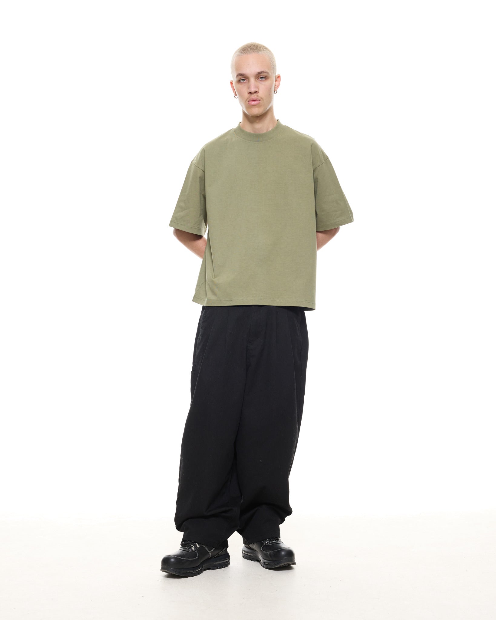 SIGNATURE BLANK T-SHIRT - SAGE - Sweats UK