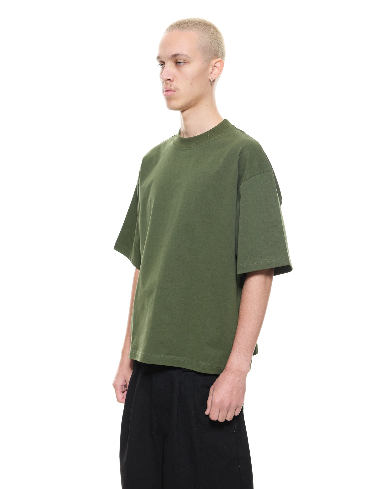 SIGNATURE BLANK T-SHIRT - MILITANT - Sweats UK