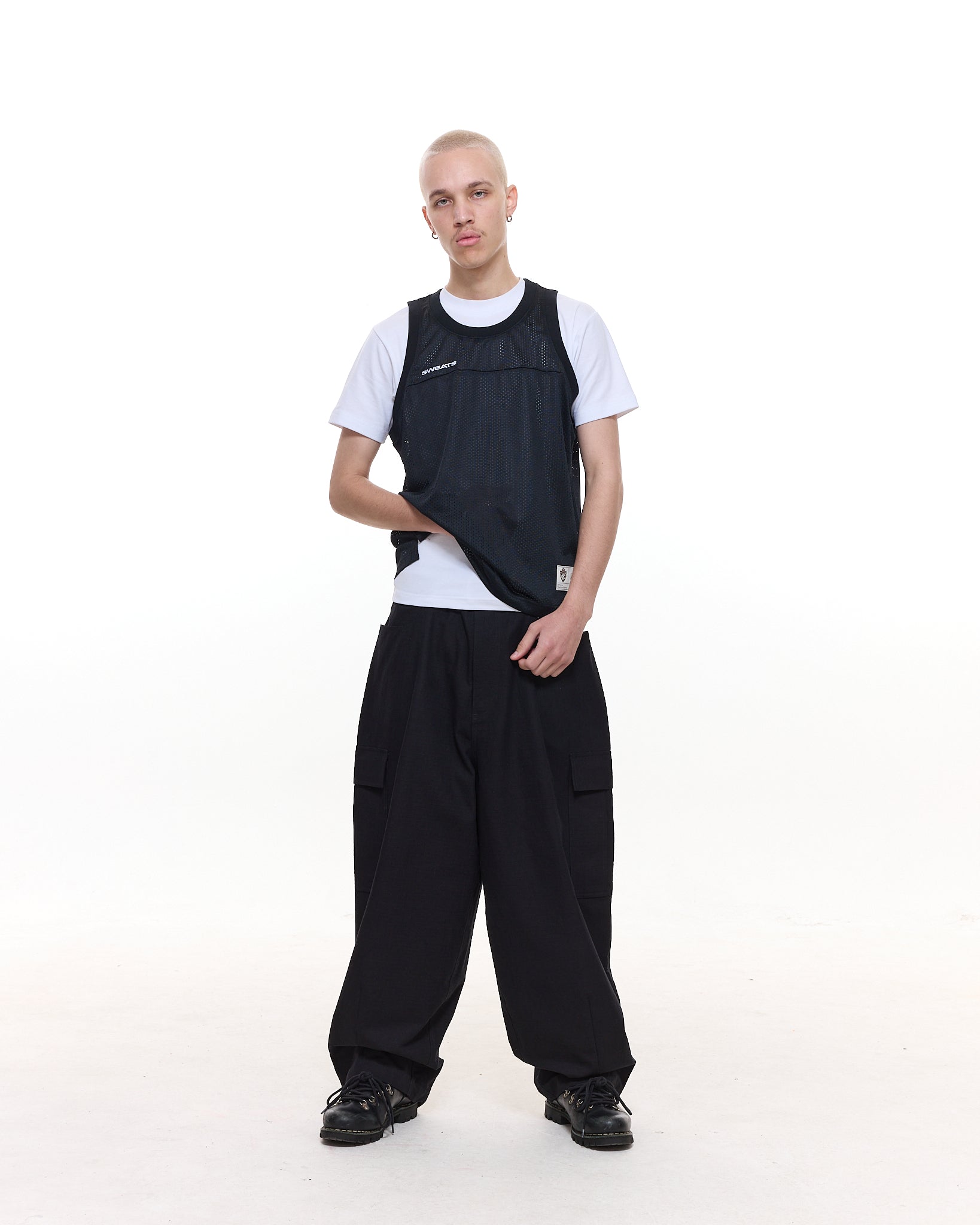 MESH SINGLET - BLACK