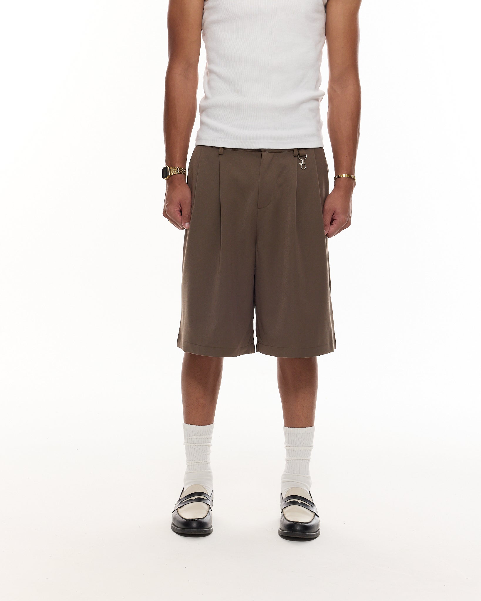 PLEATED SHORT - BROWN - Sweats UK