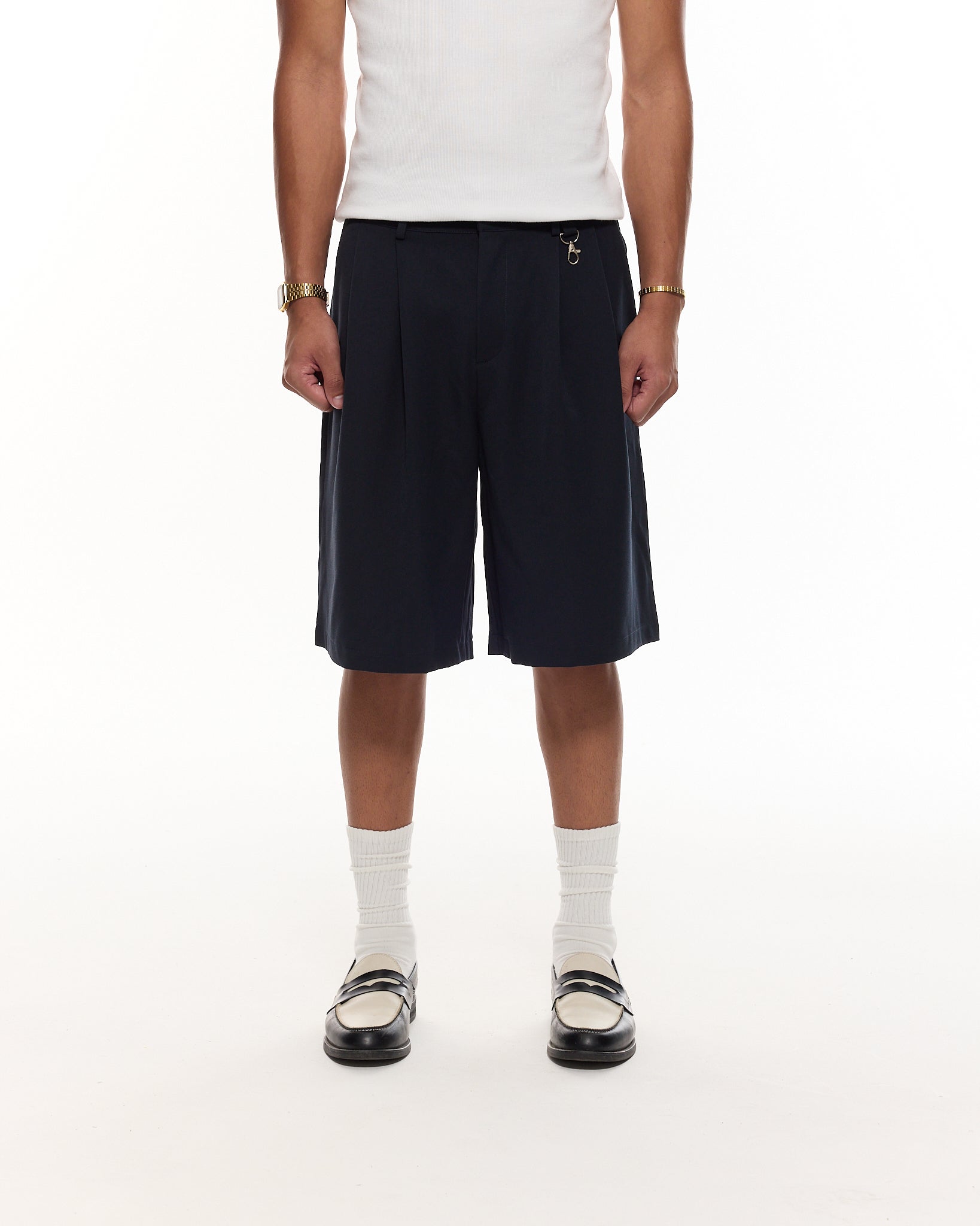 PLEATED SHORT - NAVY - Sweats UK