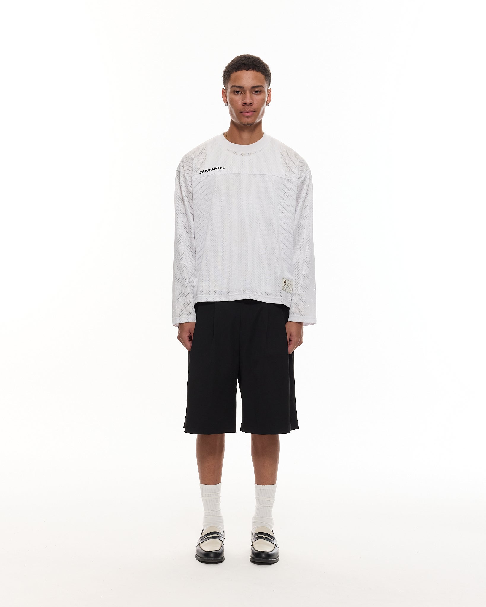 PLEATED SHORT - BLACK - Sweats UK