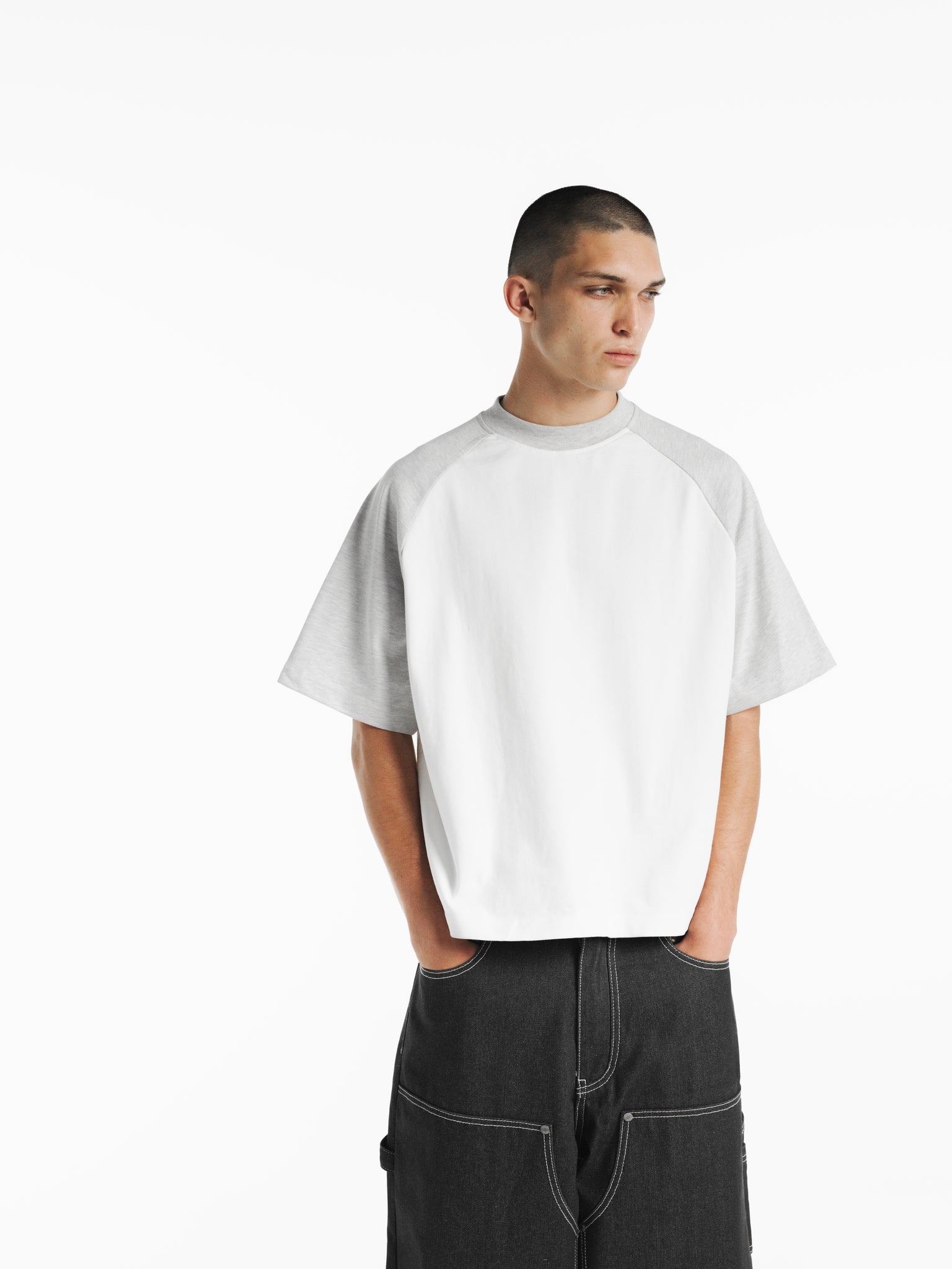 RAGLAN SS T-SHIRT - WHITE/ARCTYC