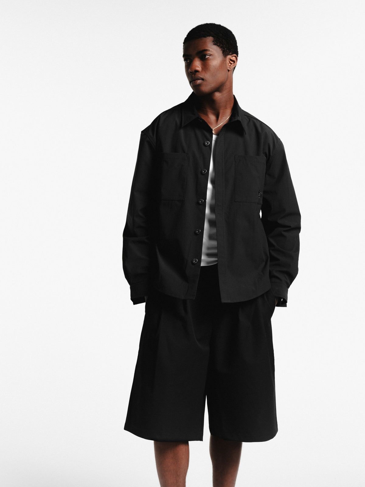 PLEATED SHORT - BLACK
