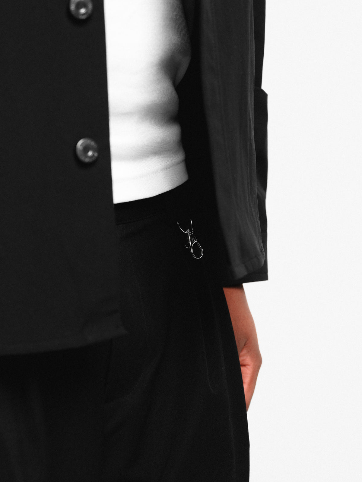 PLEATED SHORT - BLACK