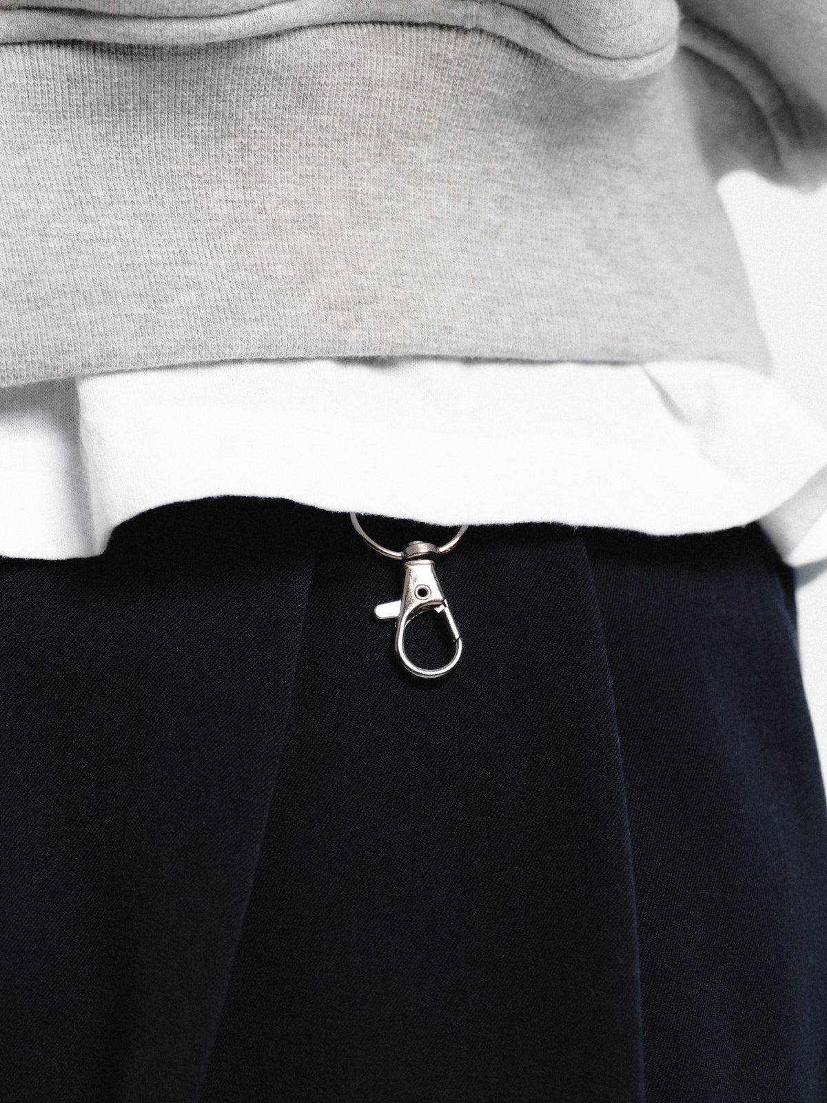 PLEATED SHORT - NAVY