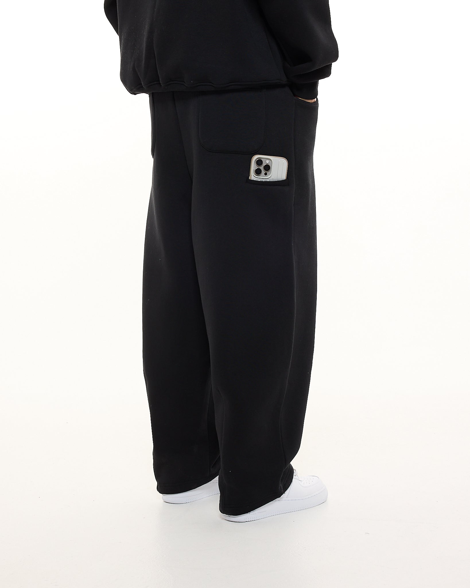 COZY STRAIGHT LEG SWEATS - BLACK - Sweats UK
