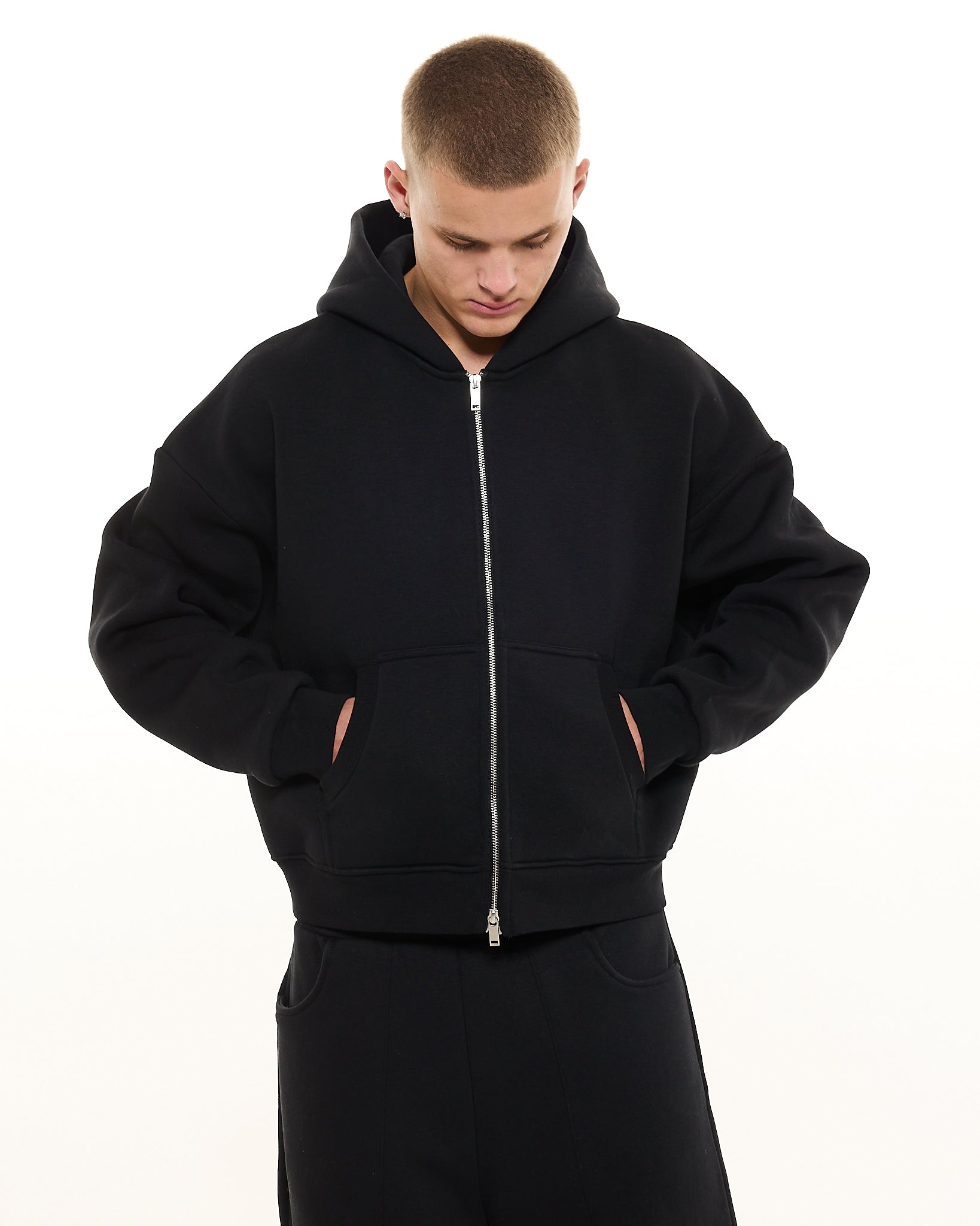 COZY ZIP UP - BLACK - Sweats UK