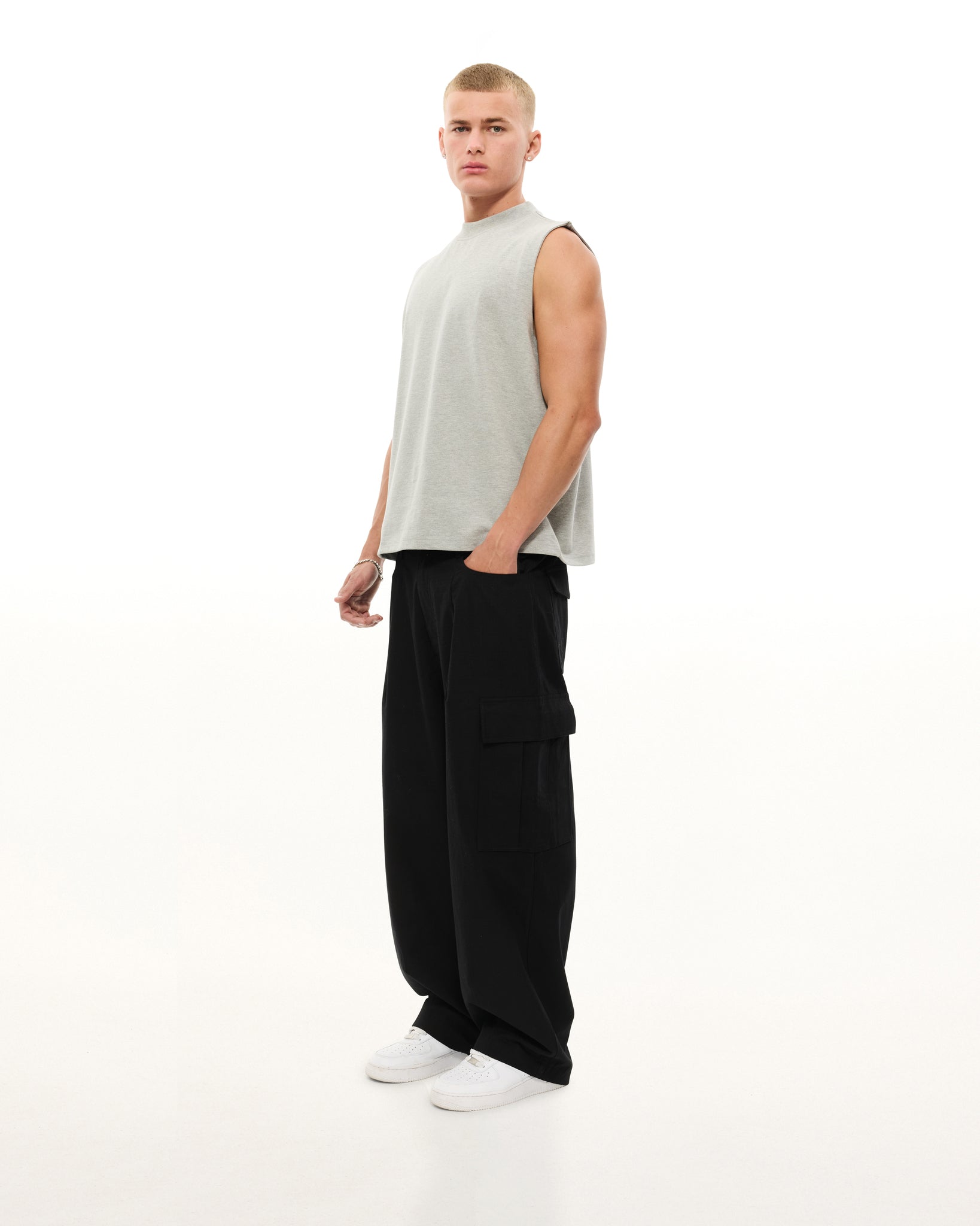 MUSCLE TEE - GREY MELANGE - Sweats UK