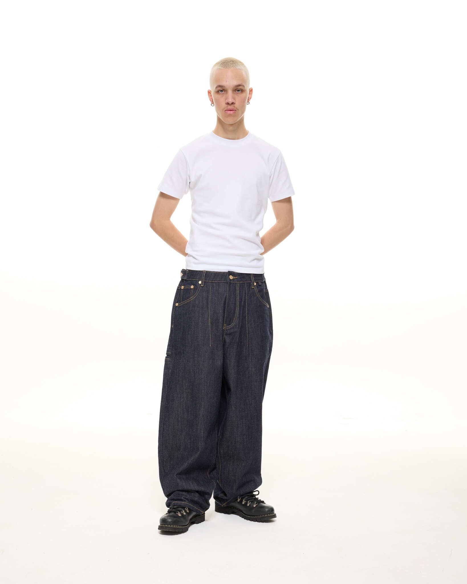 DENIM BAGGY JEANS - INDIGO - Sweats UK