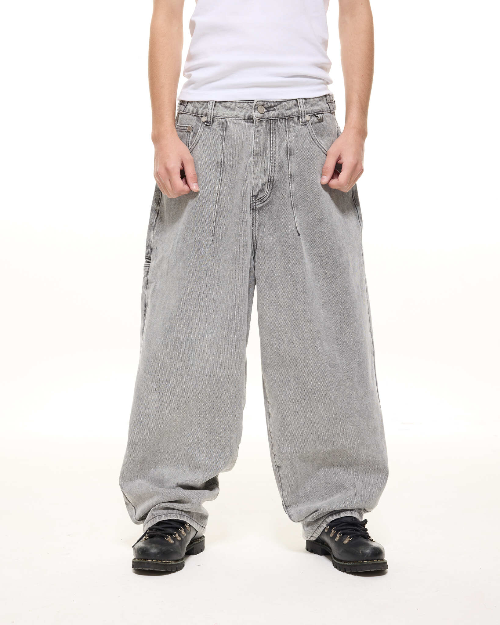 DENIM BAGGY JEANS - WASHED GREY - Sweats UK