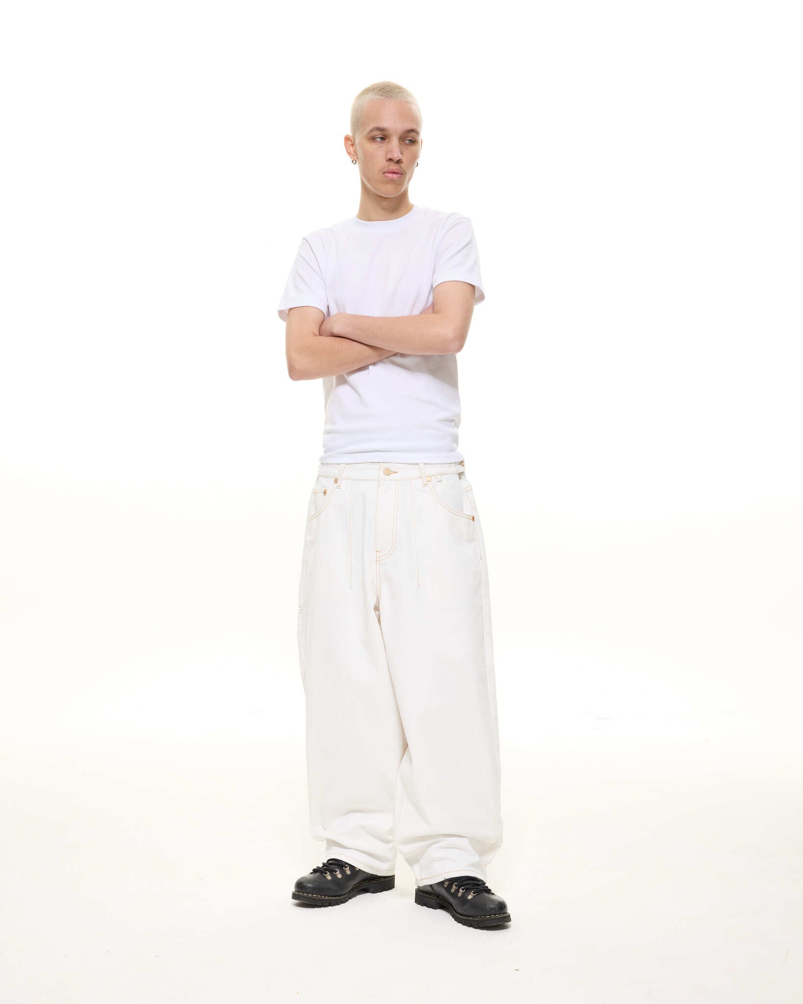 DENIM BAGGY JEANS - WHITE - Sweats UK