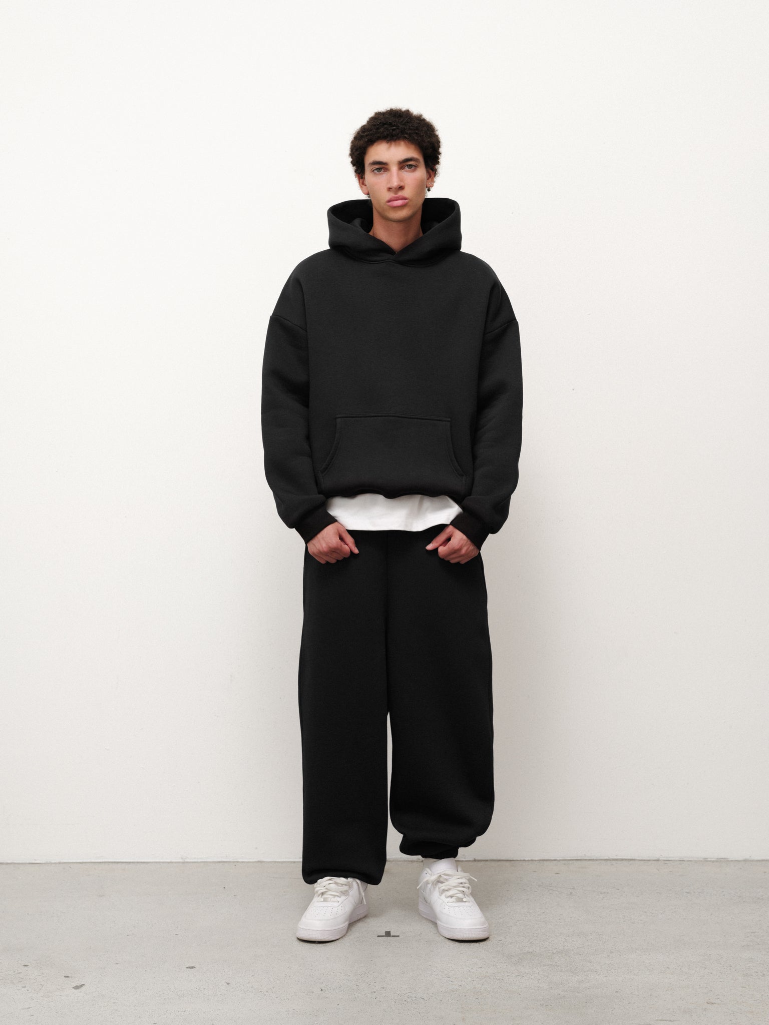 COZY SWEATPANT - BLACK