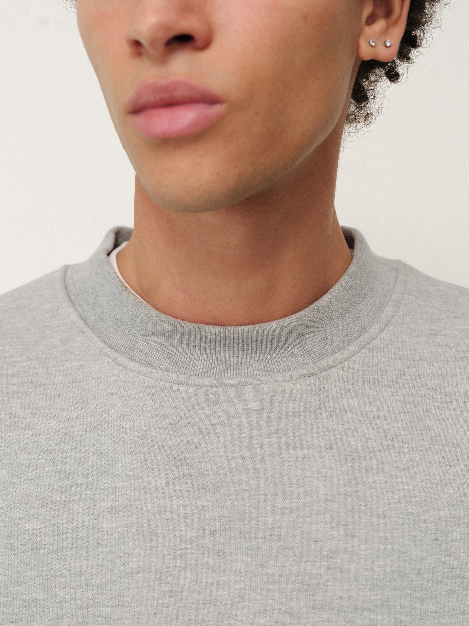 COZY SWEATER - GREY