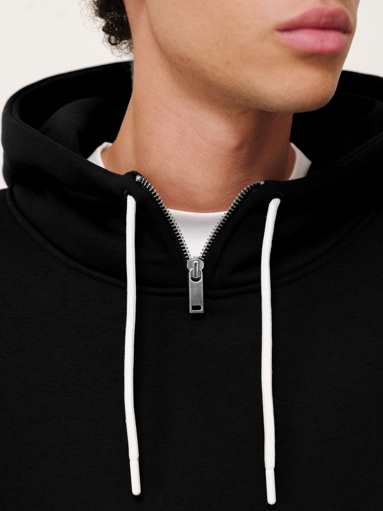COZY TECH HOODIE - BLACK