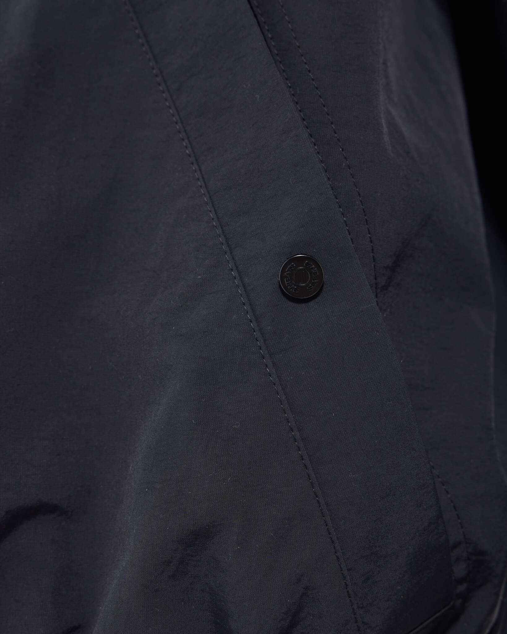 ARC JACKET - BLACK - Sweats UK