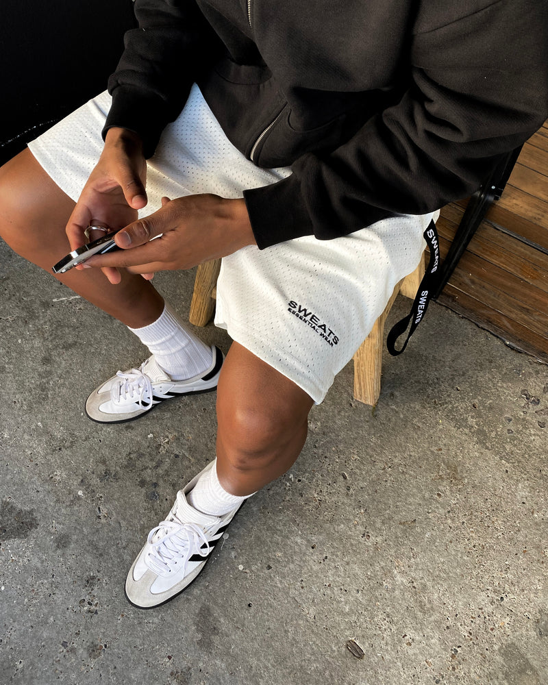 MESH SHORT - WHITE