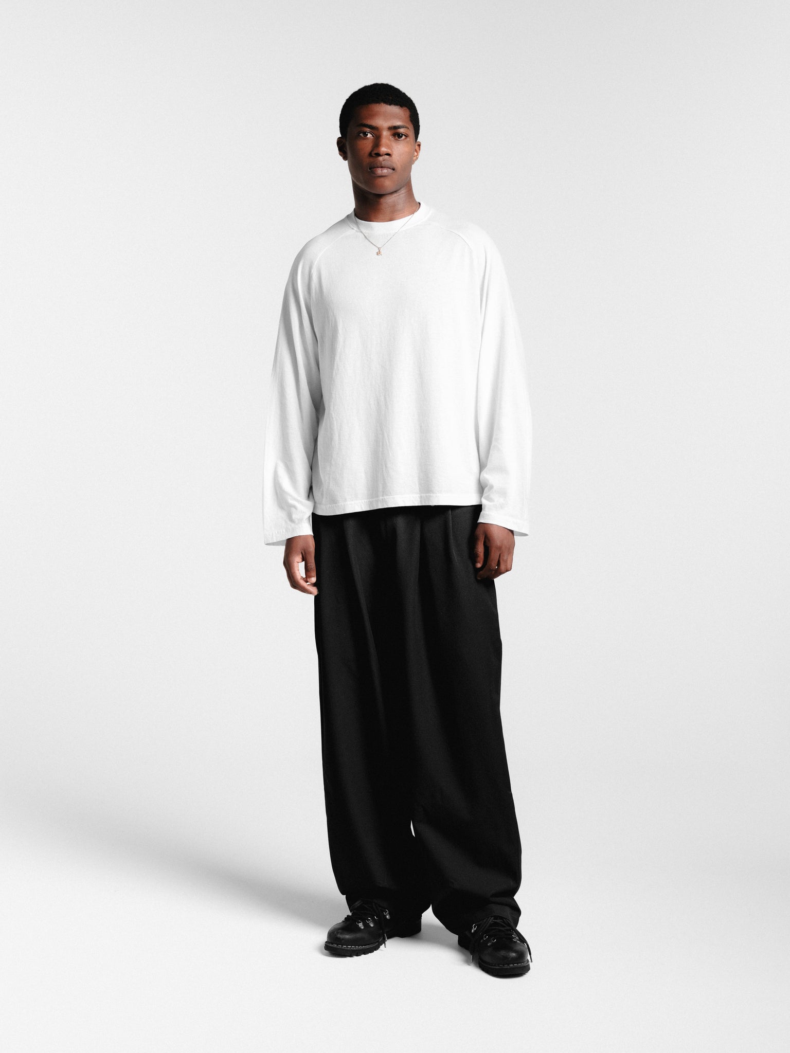 PLEATED PANT - BLACK