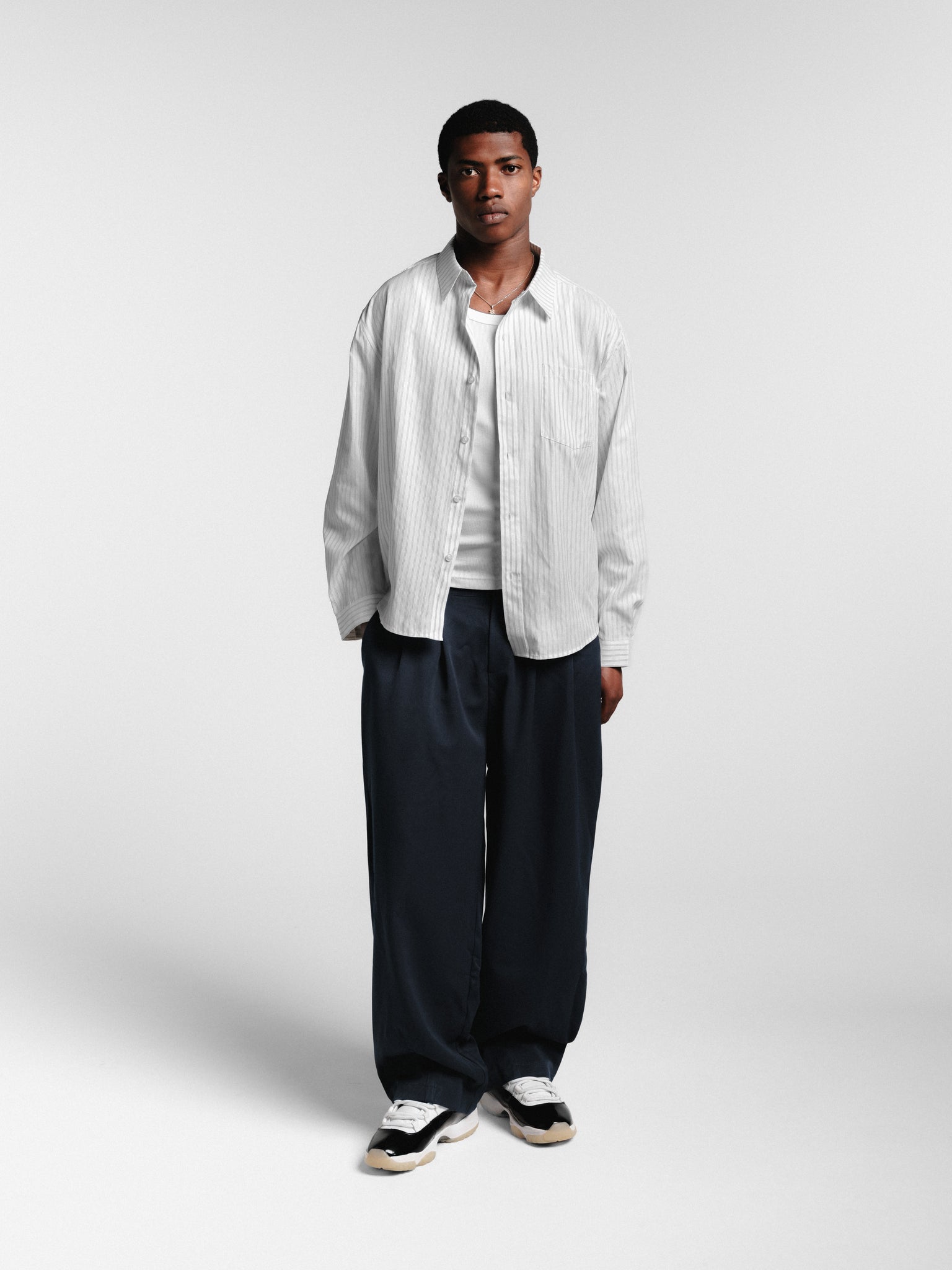 PLEATED PANT - NAVY